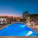 Garden Star Villa *